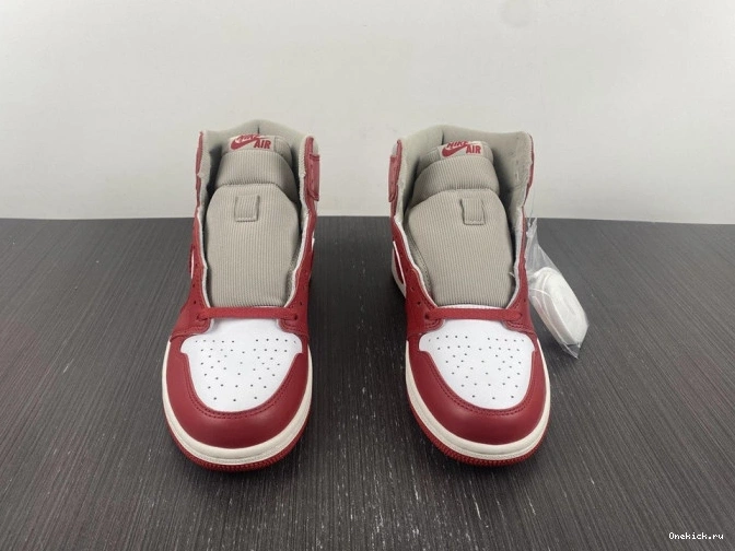 One Kick Chenille (W) OG High DJ4891-061 Newstalgia Jordan 1 0814